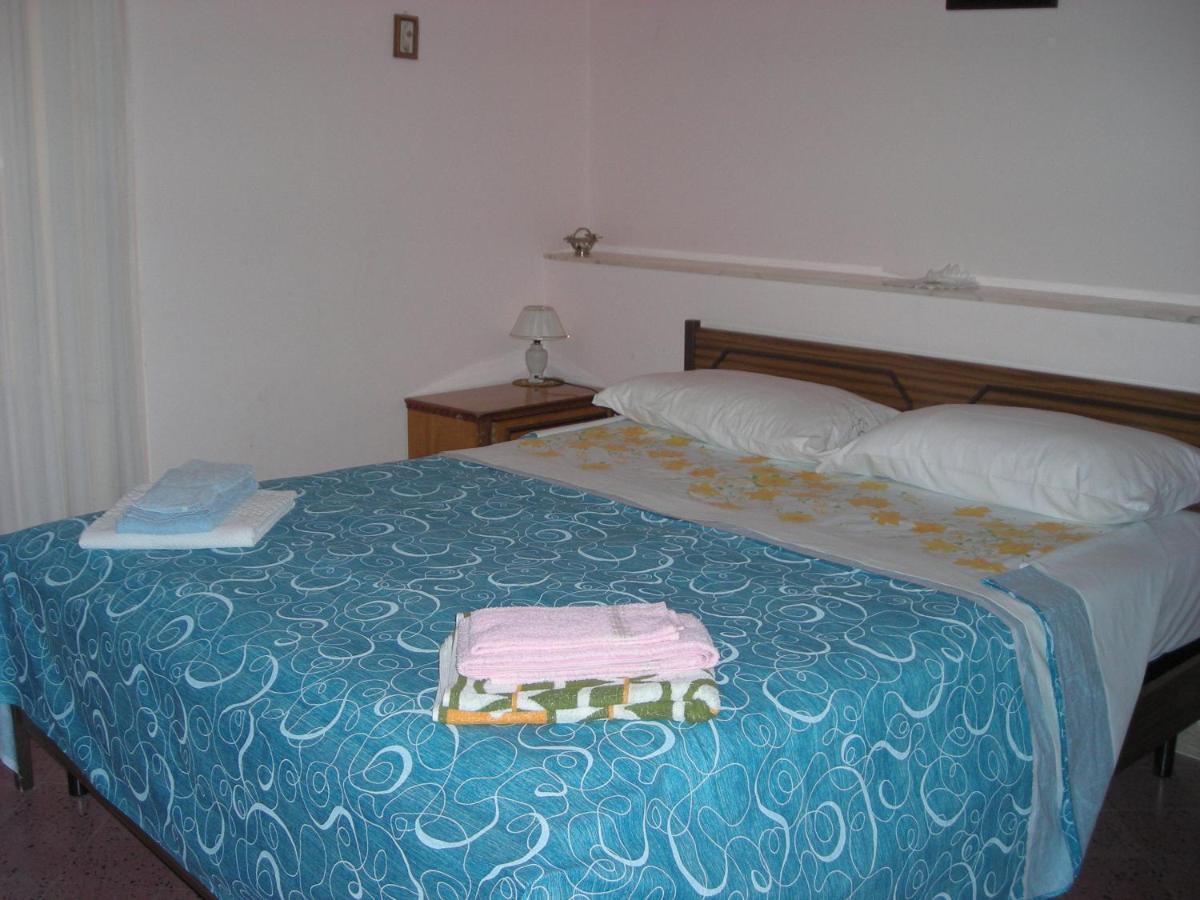 Azzurra House Appartement Cefalù Buitenkant foto